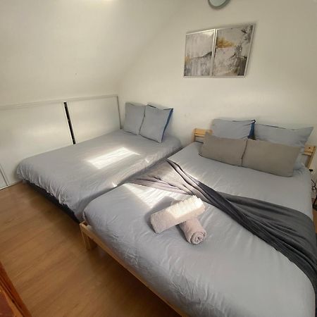 Duplex Minimaliste - 30 Min De Paris Apartment Saint-Ouen-l'Aumone Exterior photo