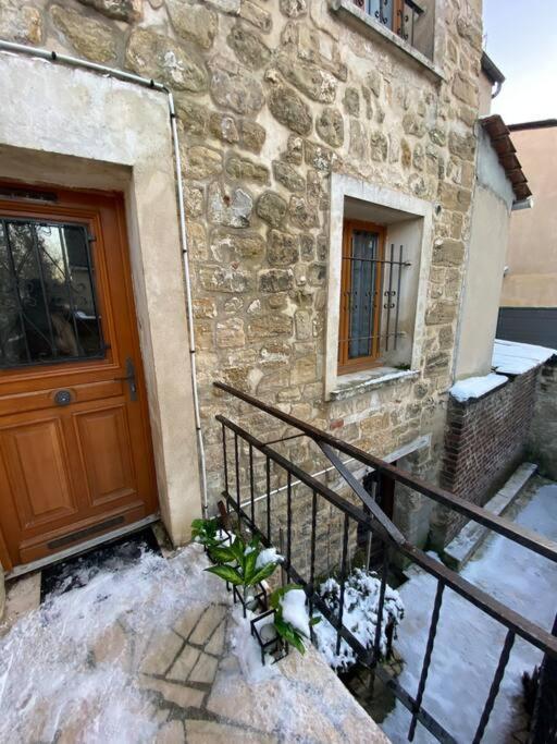 Duplex Minimaliste - 30 Min De Paris Apartment Saint-Ouen-l'Aumone Exterior photo